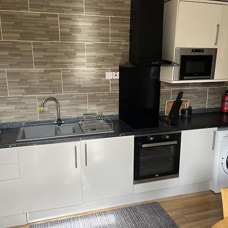 Adanhouse-Stockland Spacious 5 Bedroom House Sleeps 12 Private Garden Cardiff Exterior foto