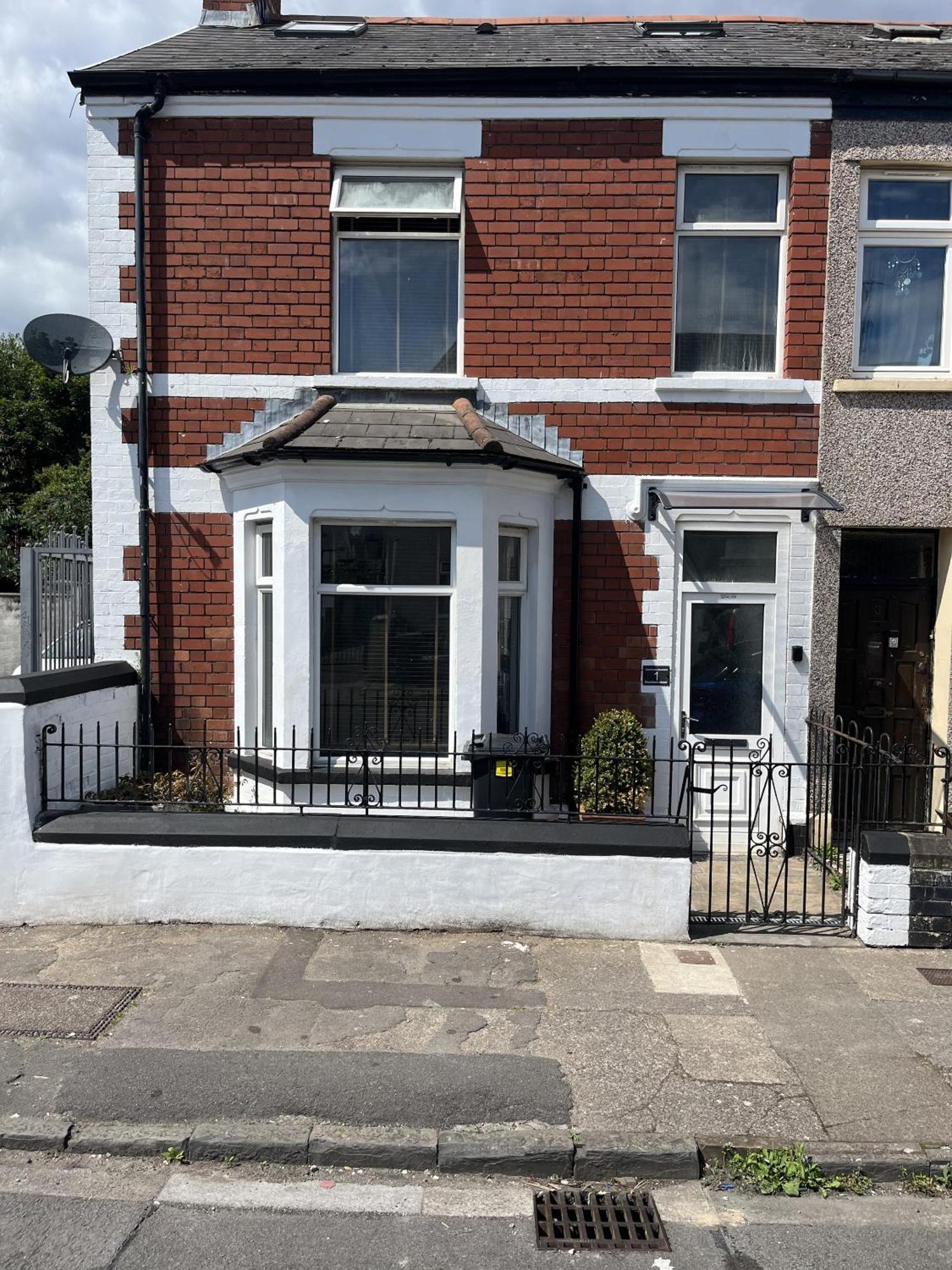 Adanhouse-Stockland Spacious 5 Bedroom House Sleeps 12 Private Garden Cardiff Exterior foto